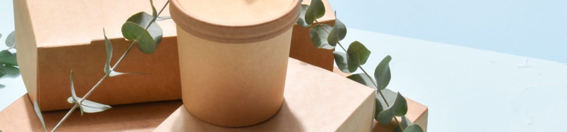 a-pile-of-paper-packaging-on-a-neutral-background-food-delivery-takeaway-.jpg